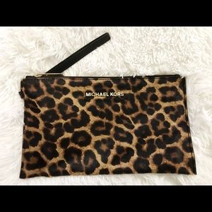 Michael Kors Cheetah Print wristlet